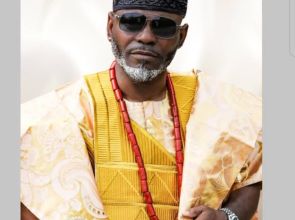 Ataiyese-Designate , Tajudeen Adigun Raheem Lights Up Isan-Ekiti with 100 Supersonic Solar Poles