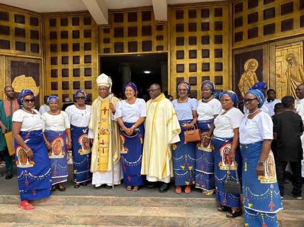 Onaiyekan inaugurates new CWO officials in Abuja
